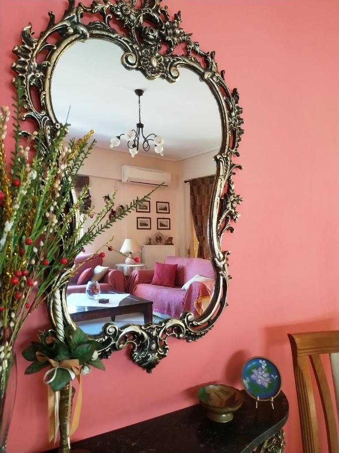 Thalia Apartment In Kalamata, 15' Walk From The City Center And The Beach Esterno foto