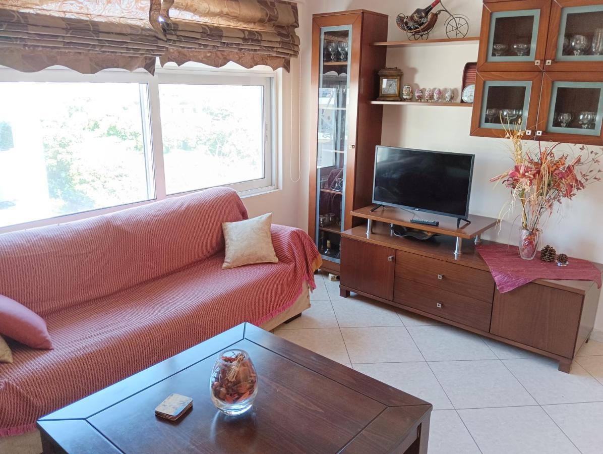 Thalia Apartment In Kalamata, 15' Walk From The City Center And The Beach Esterno foto